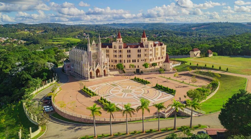 Basílica Nossa Senhora do Rosário de Fátima – Arautos do Evangelho