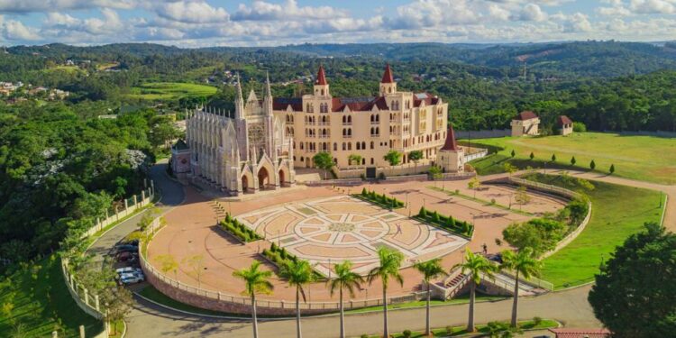 Basílica Nossa Senhora do Rosário de Fátima – Arautos do Evangelho